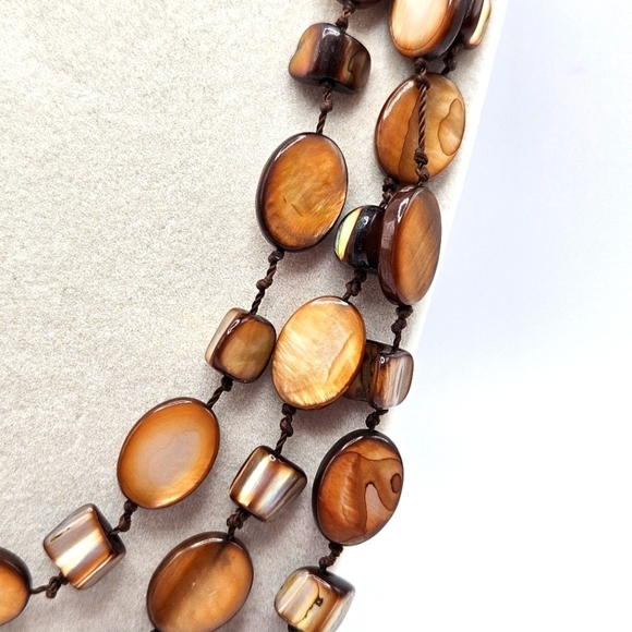 VINTAGE Mother of Pearl MOP Abalone Shell Multi-Strand Beaded Necklace - Picture 2 of 5